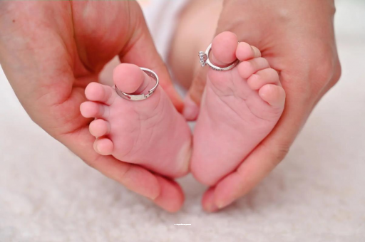 黔东南宝宝发烧手心比额头烫